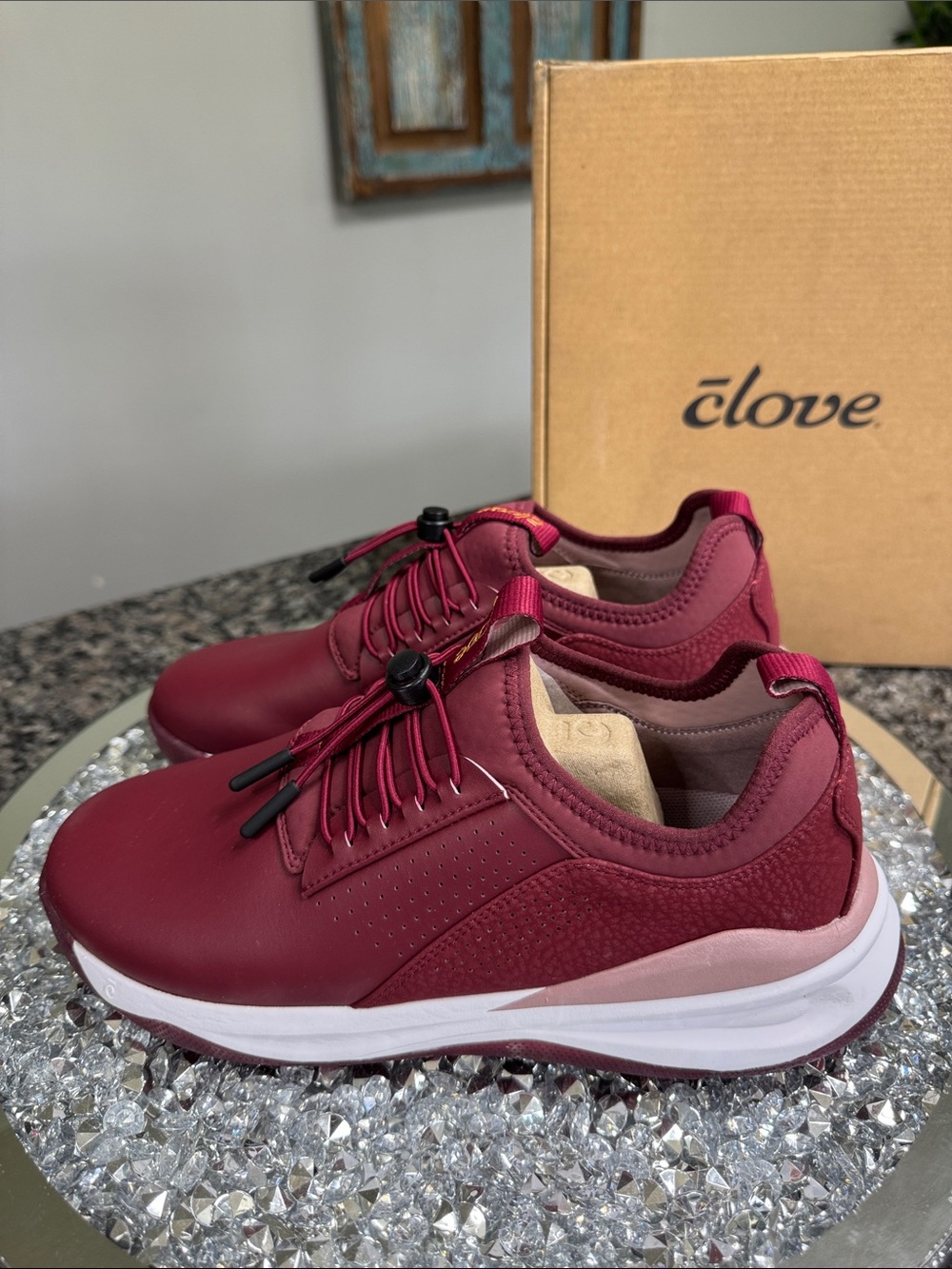 Clove limited edition classic Women's Burgundy and Pink Fashion Sneakers NEW 9 - Picture 8 of 15